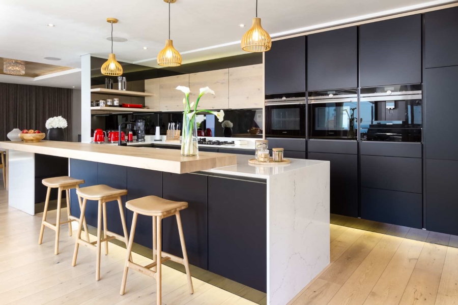 5 Bedroom Property for Sale in Fresnaye Western Cape